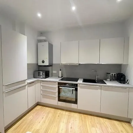 Apartamento 130qm - 2 Side By Side - Free Parking - - Mallibase Hanóver