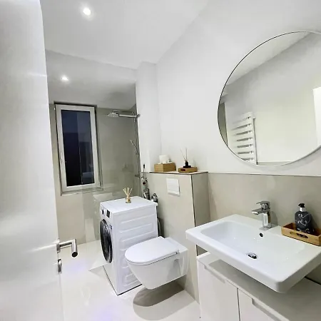 Apartamento 130qm - 2 Side By Side - Free Parking - - Mallibase *